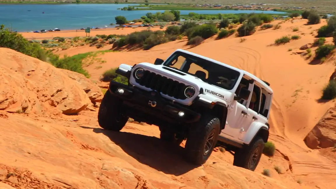 How Fast Can You Flat Tow a Jeep A Comprehensive Guide